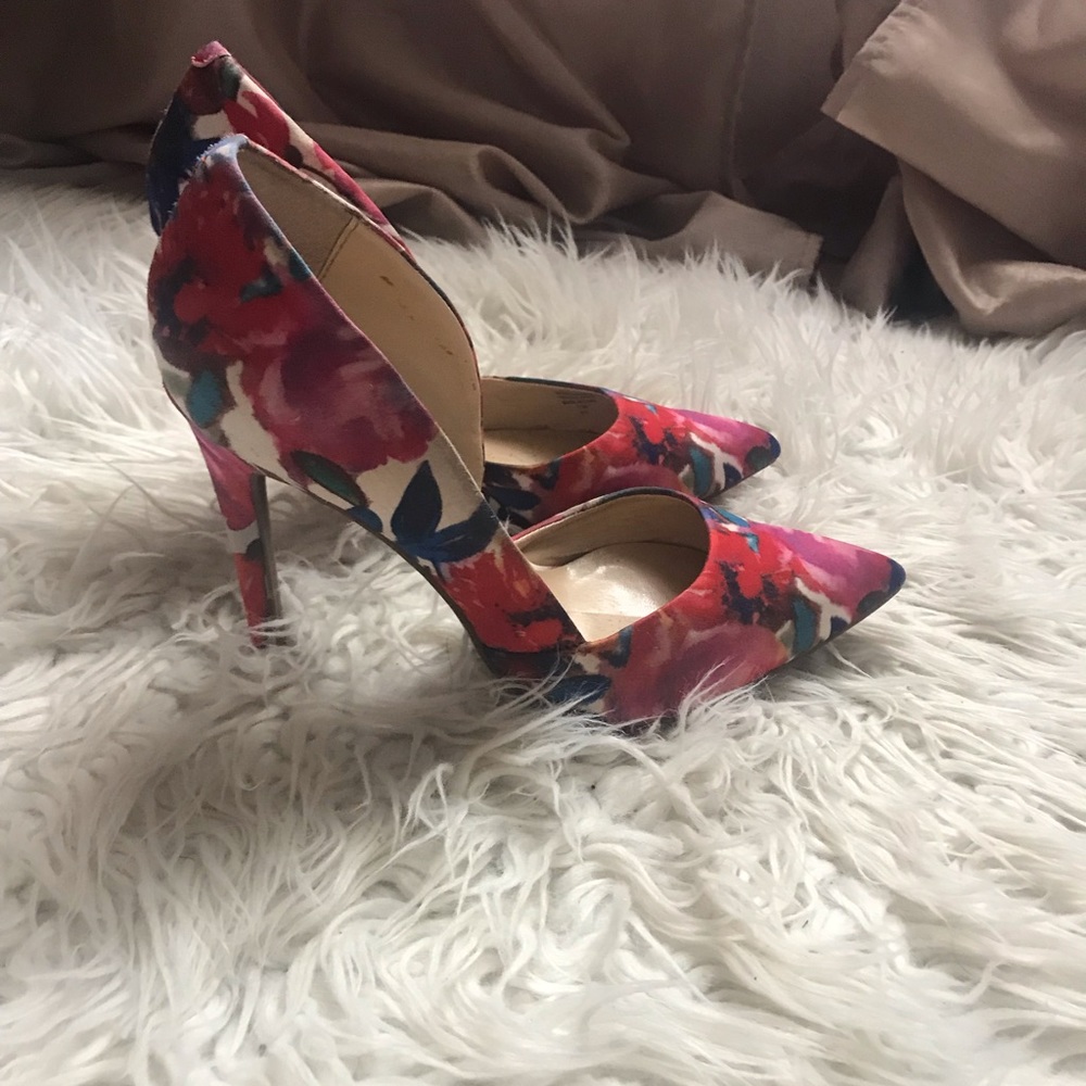 Guess Heels